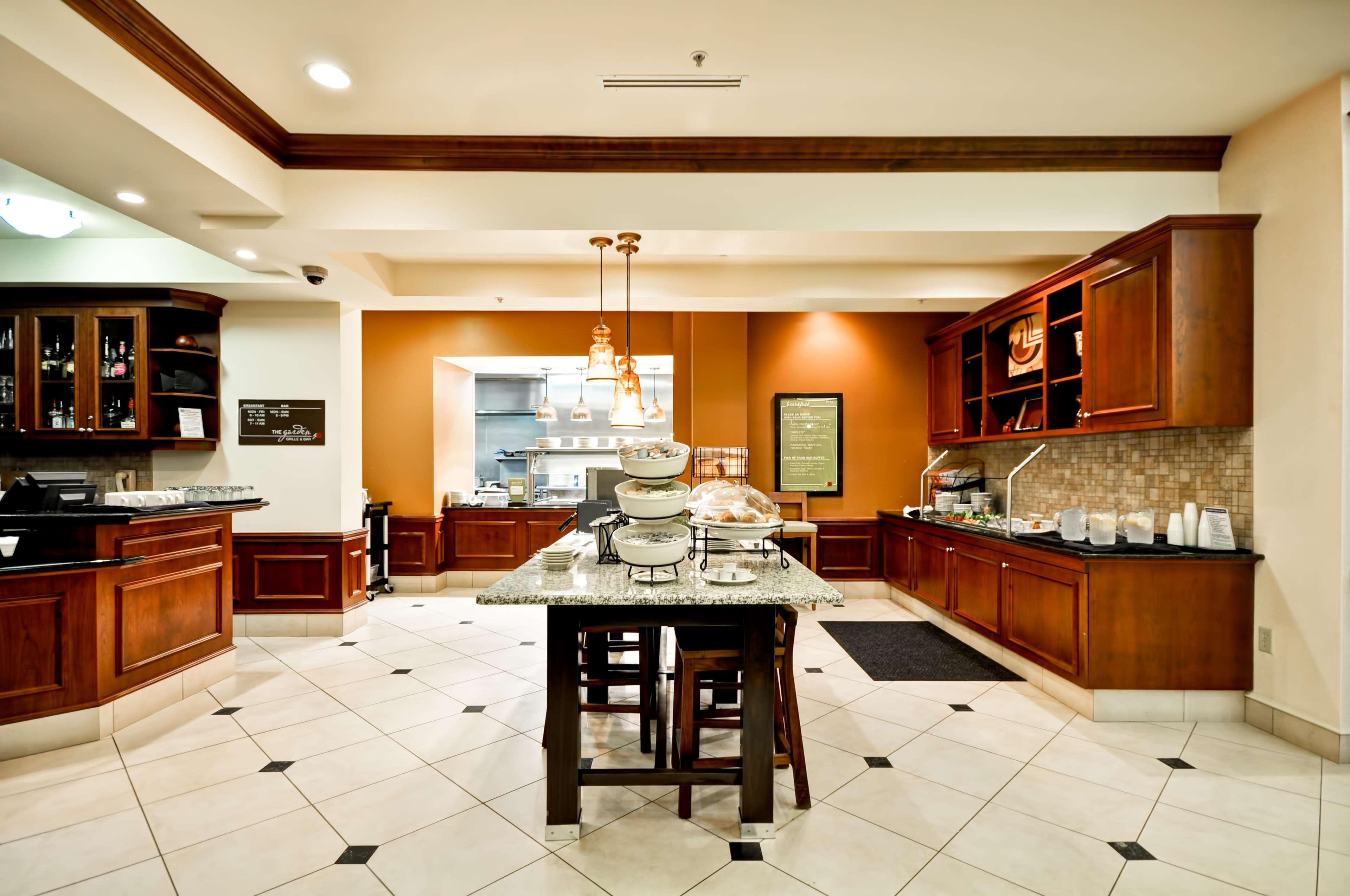 Hilton Garden Inn Tampa Northwest/Oldsmar Exterior photo