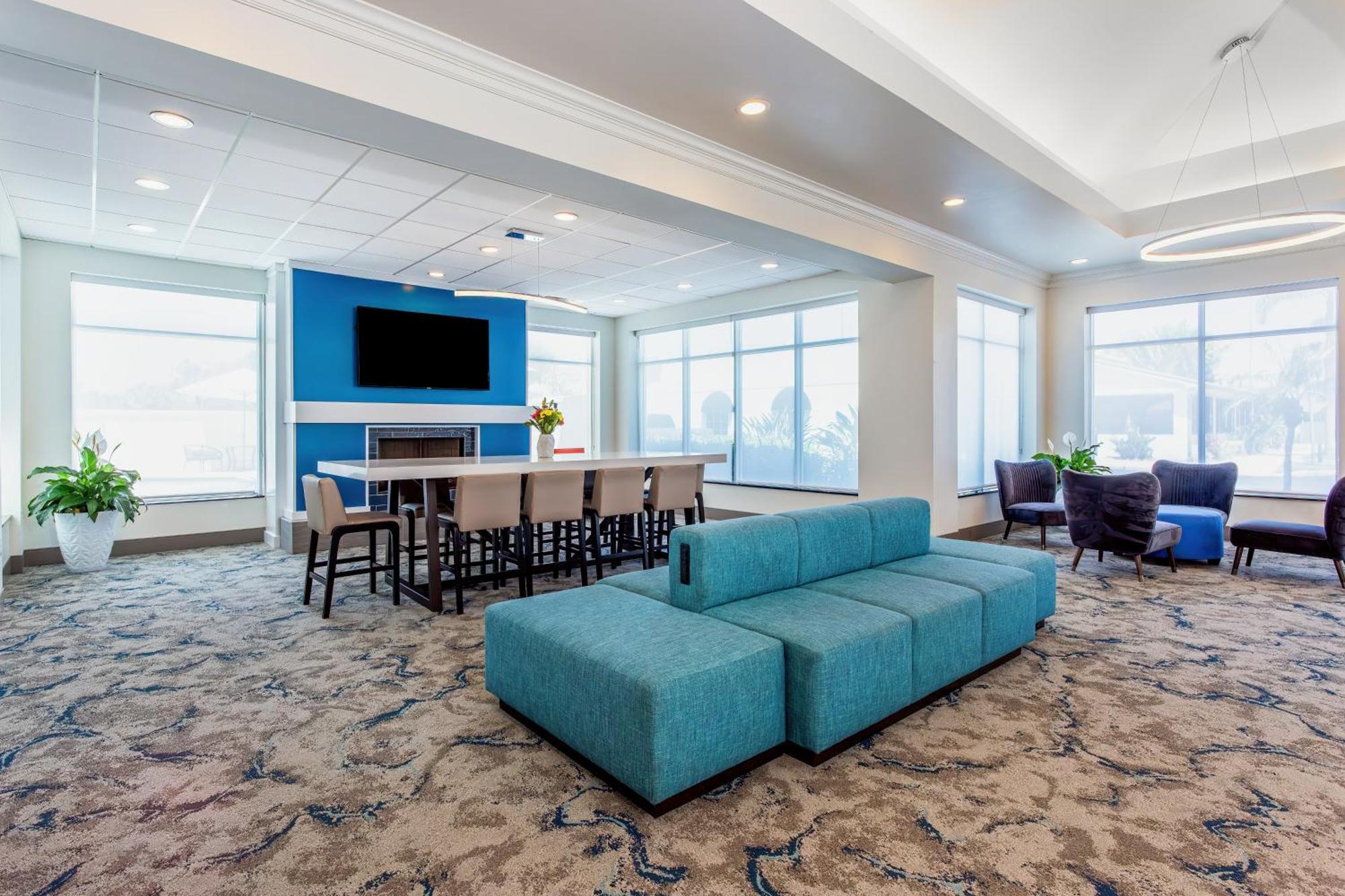 Hilton Garden Inn Tampa Northwest/Oldsmar Exterior photo